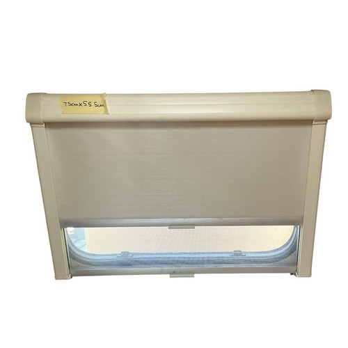 Caravan motorhome window - *caravan/motorhome,