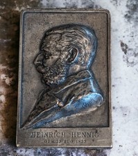 Medal Tribute In HEINRICH HENNIG  BIRTH 23 AUG 1833 Very Rare 
