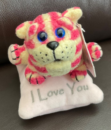 Vintage 2004 bagpuss sitting - 2004,