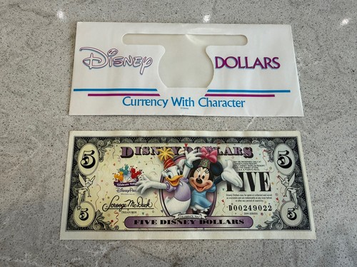 Disney dollar minnie daisy - disney,