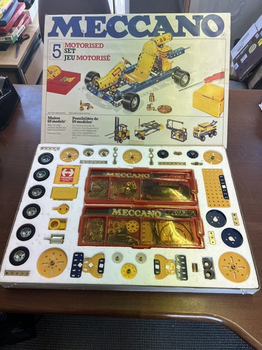 Vintage meccano motorised - meccano,
