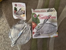 Bnwot mexican tortilla press - bnwot,