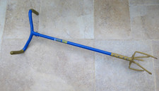 Vintage GOLD garden claw -