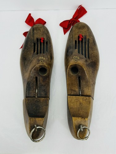 Vintage wooden 1950s shoe tree - wooden,