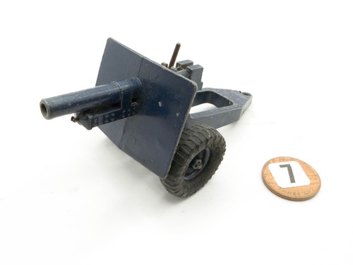 Rare vintage britains - rare, 2026