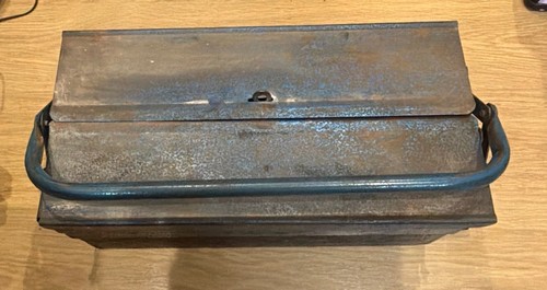 Vintage blue metal tier - vintage,