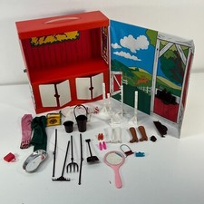 1976 Mattel 9902 Barbie Fox Hollow Stables - Horse Playset Valise Vintage