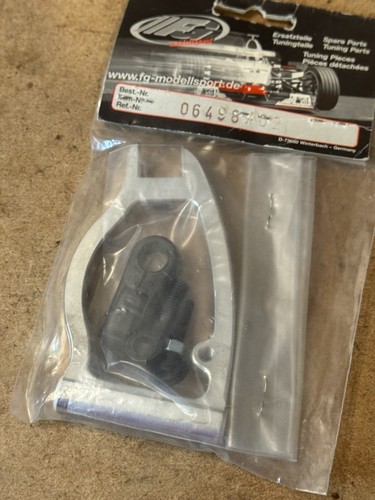 06498 front upper - fg,
