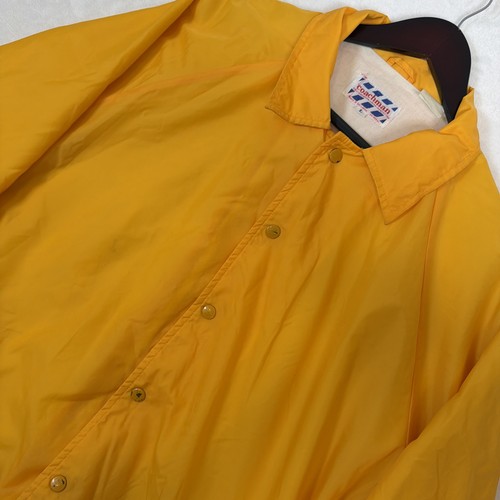 Vintage coachman yellow snap - coachman,