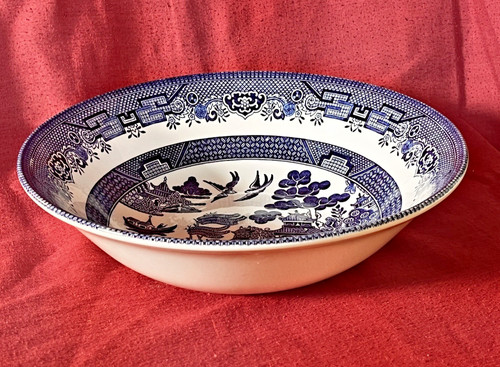 Vintage curchill blue willow - blue,