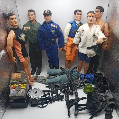 Large action man bundle - large,