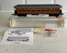 Electrotren HO Scale Passenger