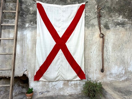 Vintage signal flag - flag, 'v'