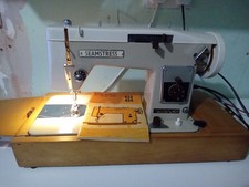 Vintage Seamstress Predom 434