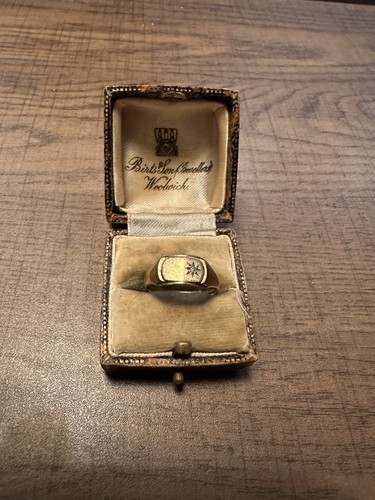 Mens 9ct gold white stone - gold,