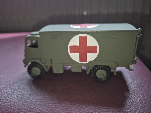 Bedford army ambulance - bedford,