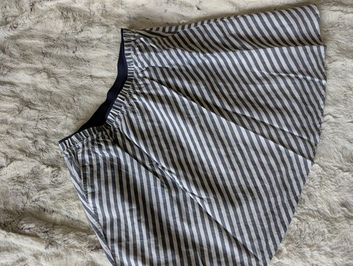Girls skirt with pockets