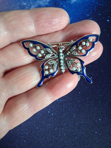 Beautiful silver blue - silver,
