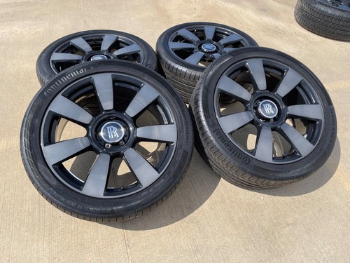 Rolls royce cullinan - 22",