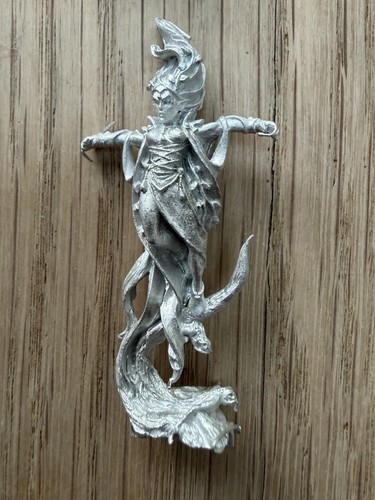 Wood elf mage - wood,