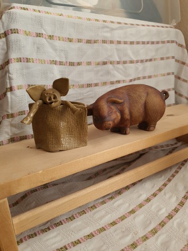 Studio pottery piggy rustic - studio,