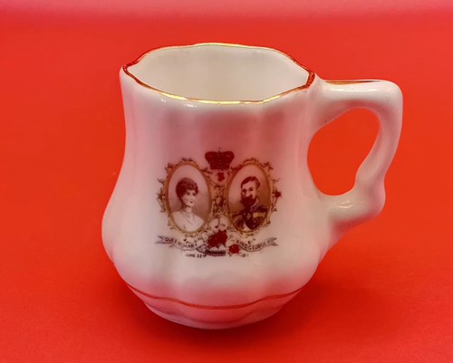 Vintage rare miniature - vintage, milk
