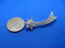 Lovely Silver Tone Clear Rhinestone Shooting Star Brooch.