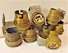 15 GREAT VINTAGE BRASS BAYONET BULB HOLDERS WITH BRACKETS & SHADE RINGS. c1950s.