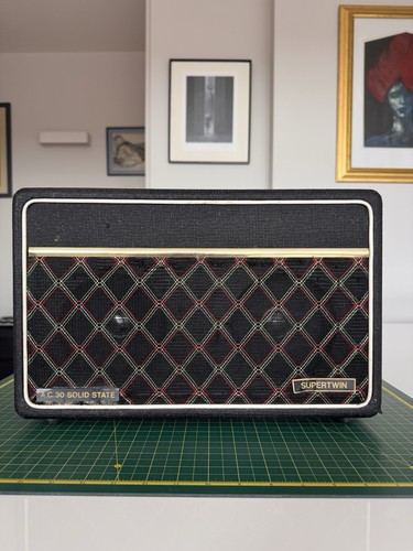 Vintage 1979 vox - super, twin