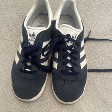 Adidas Gazelle’s - Junior 3