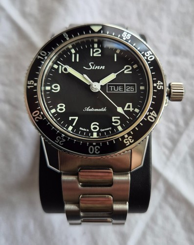 Sinn 104 new - new,