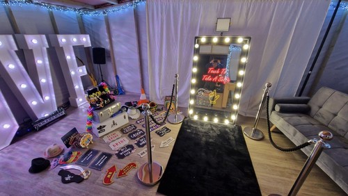 Magic mirror photobooth - magic,