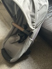 Maxi-Cosi Lila Pushchair and Duo Kit with Raincover ,adaptors,clean and Good