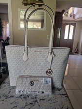 Michael Kors Bag Handbag