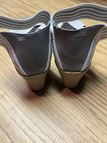 Charleston shoes company - shoes,