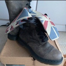 Dr. Martens 1914 Triumph Size