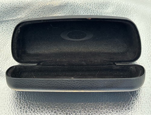 Oakley black glasses - oakley,