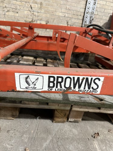 Browns flat eight - browns,