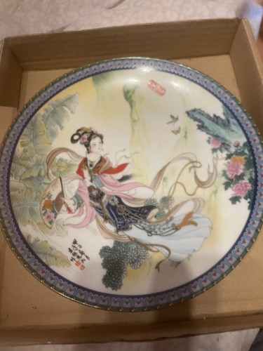 Bone china plate - bone,