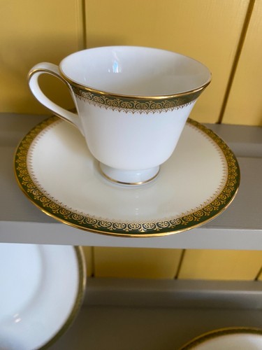 Wedgwood chester bone - x,