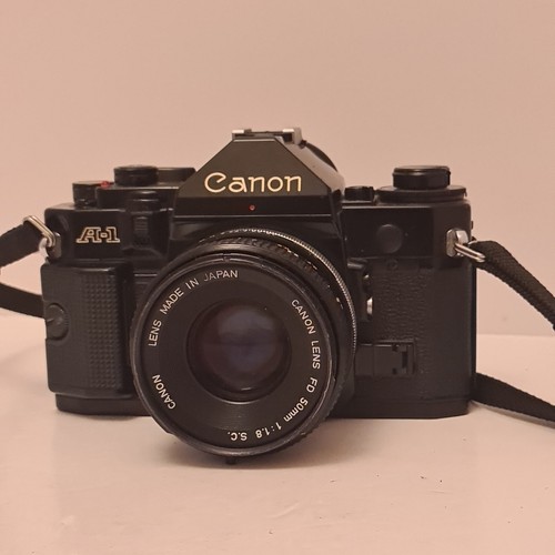 Canon 35mm slr camera - canon,