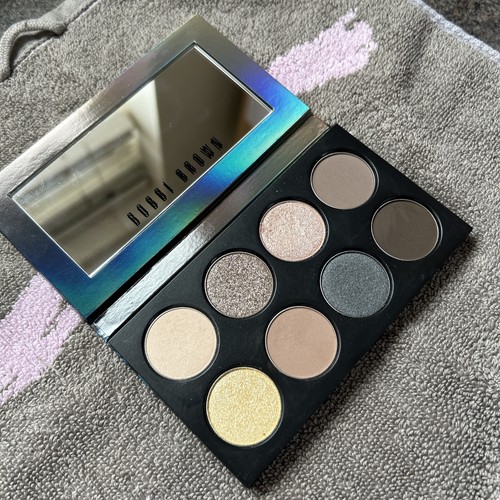 Bobbi brown smoke - bobbi, metals