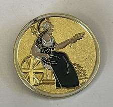 Eye Catching Vintage Gold Tone