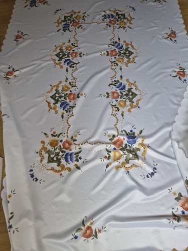 Retro 80s banquet tablecloth - 80s,