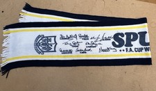 Vintage Tottenham Hotspur’s 1981 FA cup Winners Scarf  printed team signatures