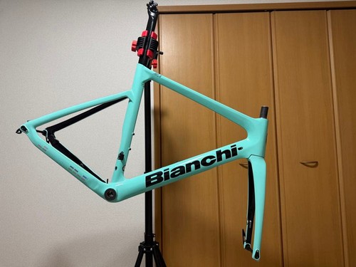 Bianchi aria 2022 frame - bianchi, set