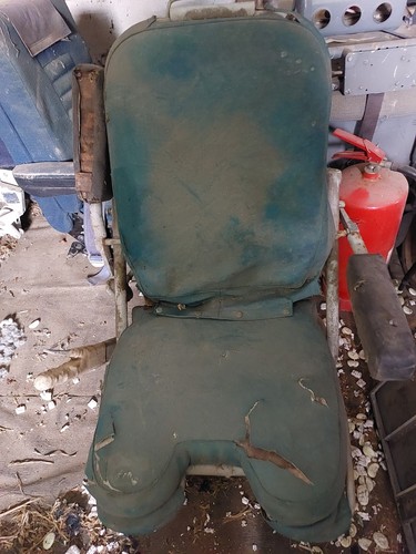 Aircraft cockpit seat - aircraft,