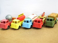 Group of Wells Brimtoy