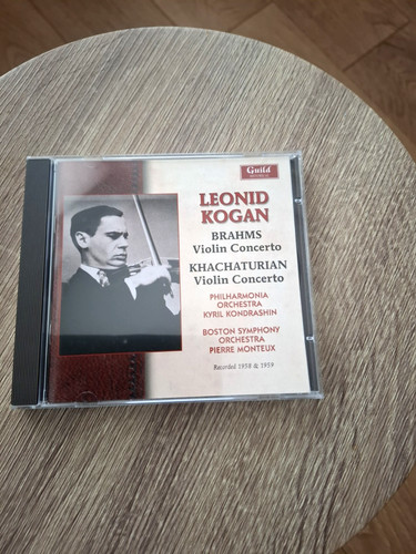 Leonid kogan plays - leonid,