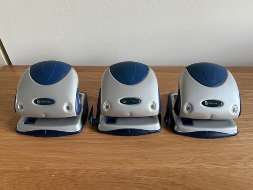 Rexel hole puncher a4 - 3x,